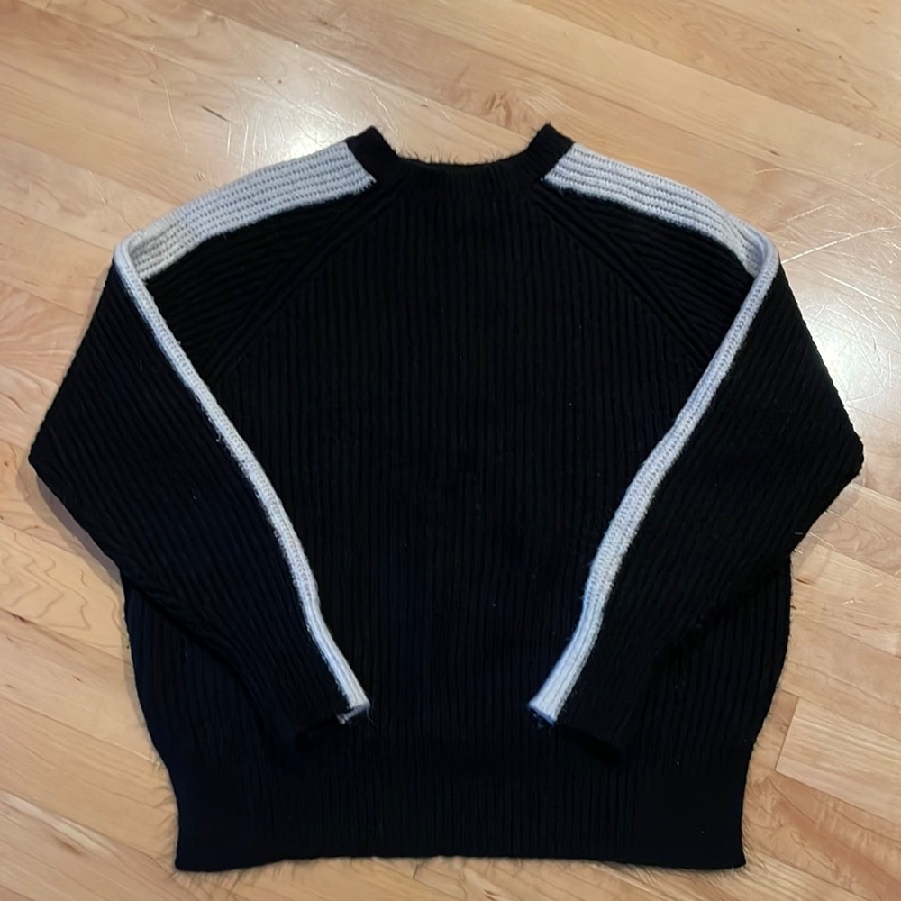 Forever 21 sweater